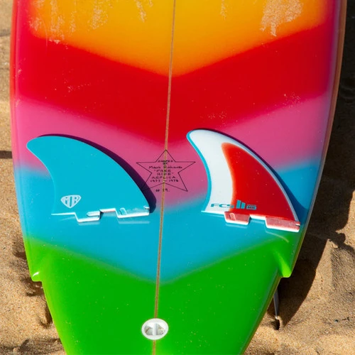 FCSII Mark Richards Freeride Twin Fin Set | Mark Richards | Ultra Loose With Fast Release - Image 3
